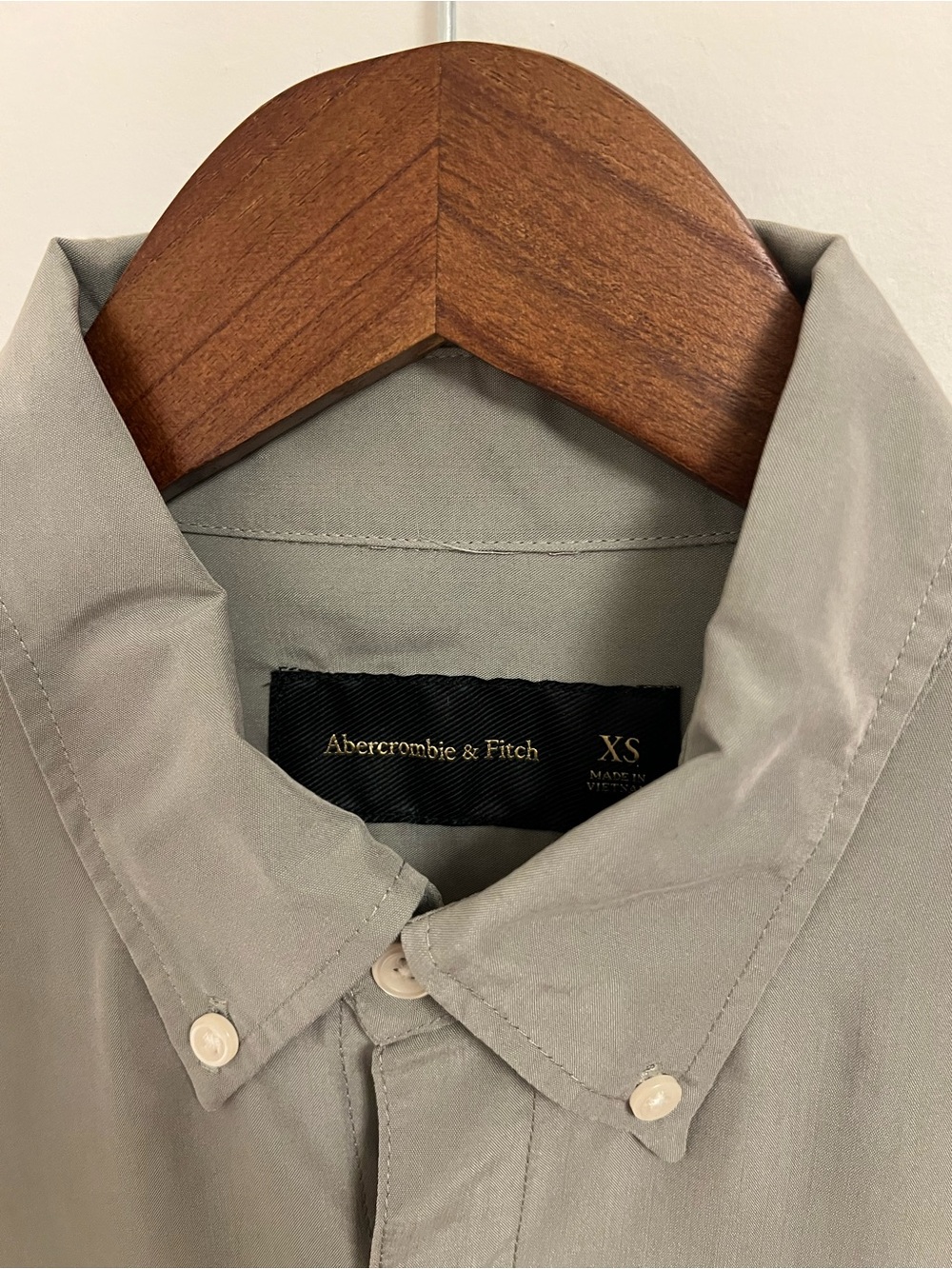Abercrombie & Fitch Muted Sage Button-Down Modal Shirt - Picture 4 of 6